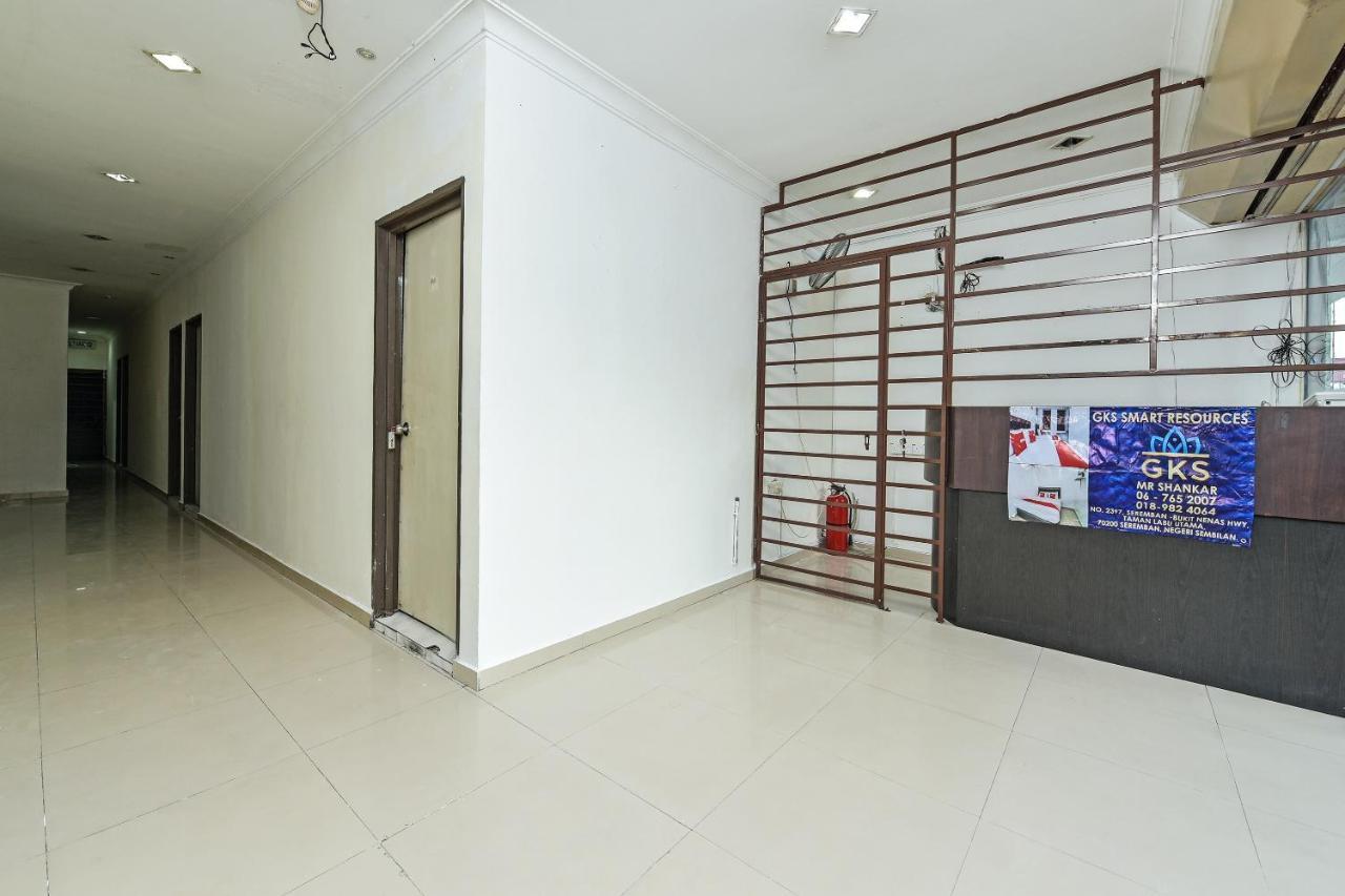 Oyo 90643 Gks Hotel Seremban Exterior foto